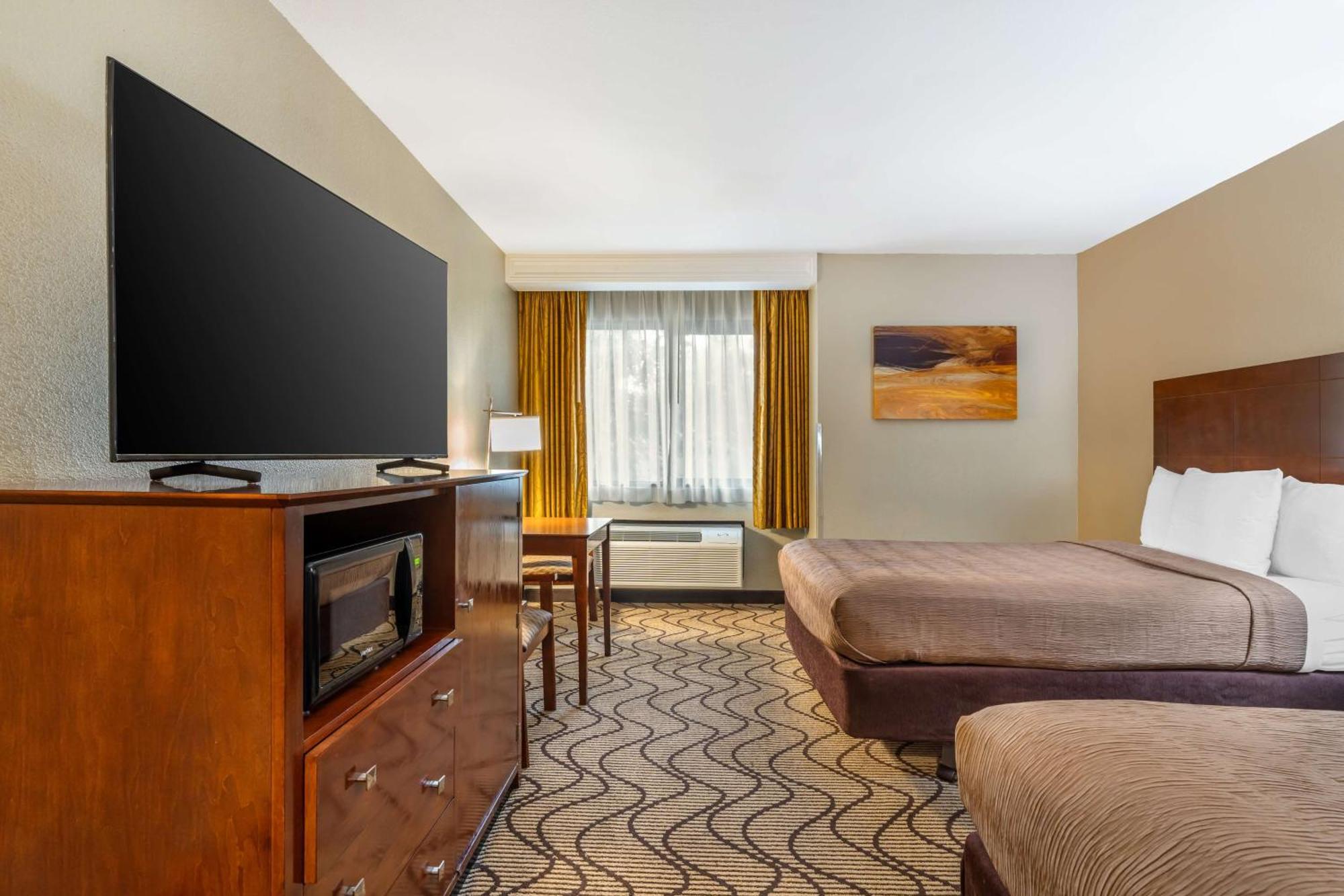 Best Western John Muir Inn Martinez Εξωτερικό φωτογραφία